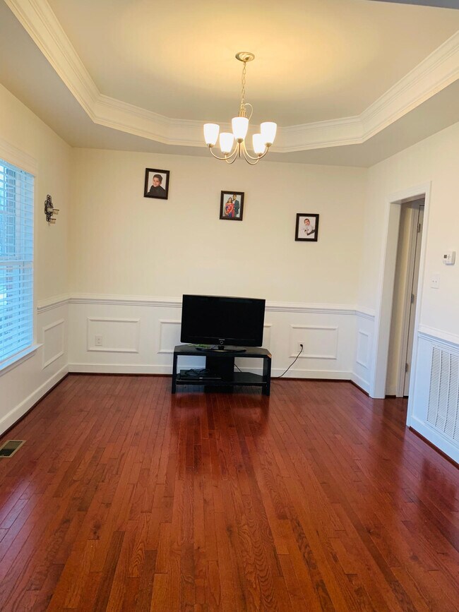 Photo - 5392 Kimbermere Ct