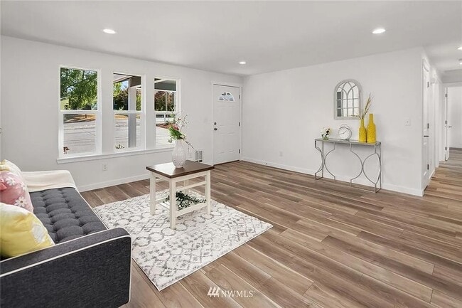 Photo - 2996 S Dakota St