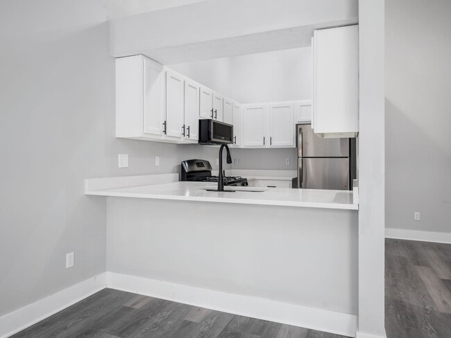 Elmwood Villas Apartments