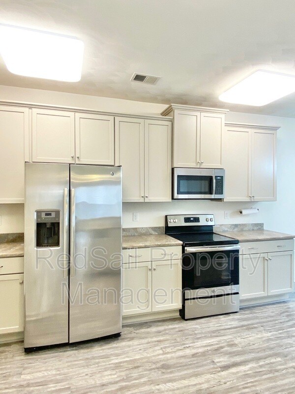 Photo - 4134 Pritchard St
