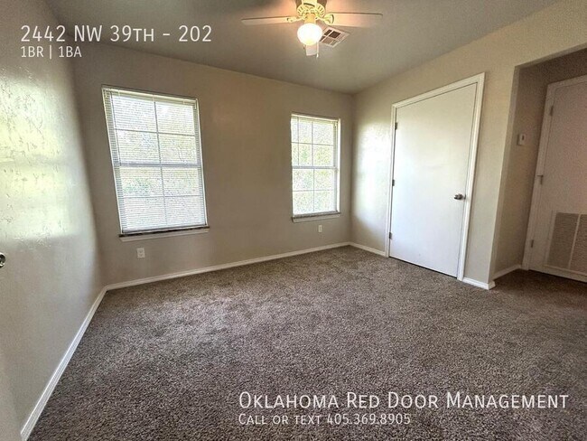 2442 NW 39th-202