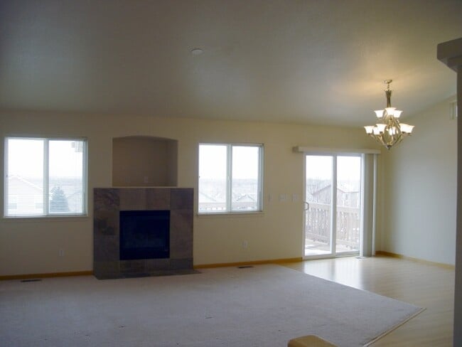 Photo - 4186 Cotopaxi Dr