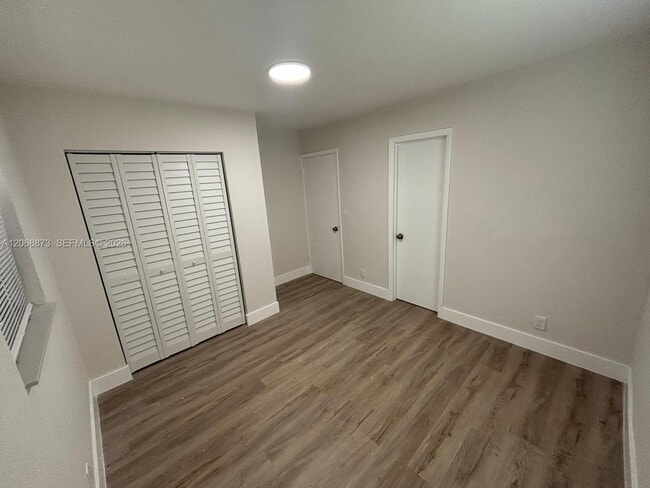 Photo - 4145 SW 19th St Unit 3