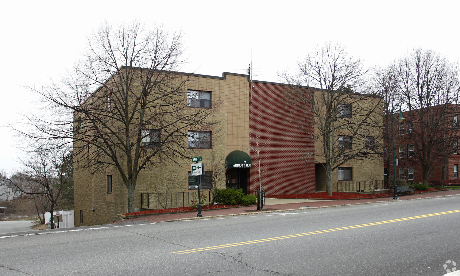 Photo - Abbott House Apartments