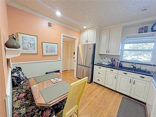 Photo - 2351 Irish Ln Unidad 35