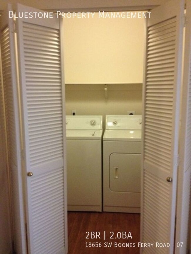 Photo - 18656 SW Boones Ferry Rd Unidad 07