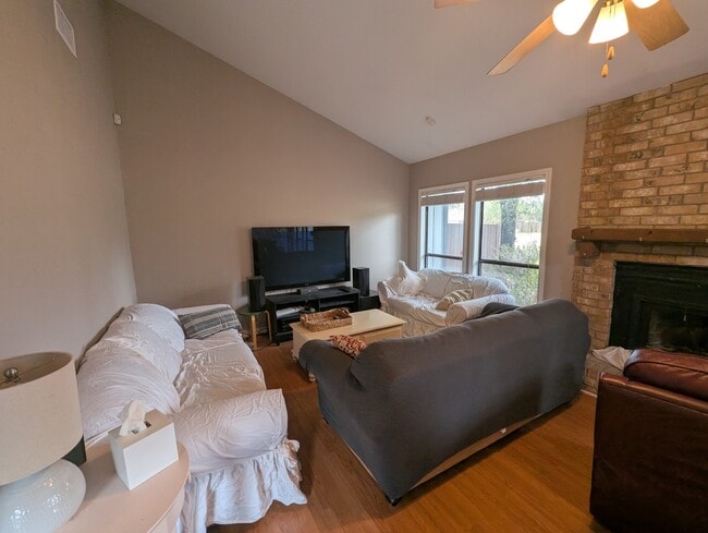 Photo - 2802 Pierre Pl