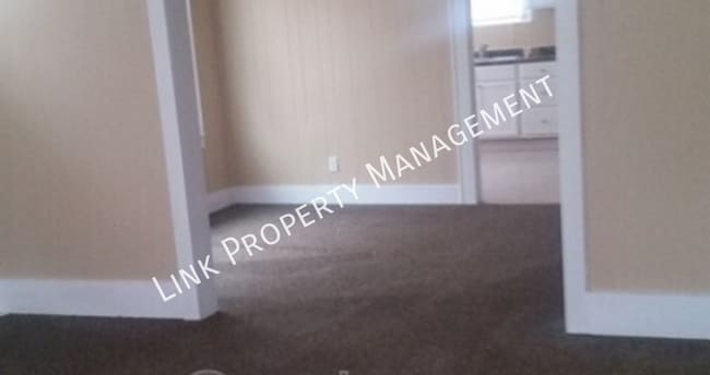 Photo - 210 S Moore Rd