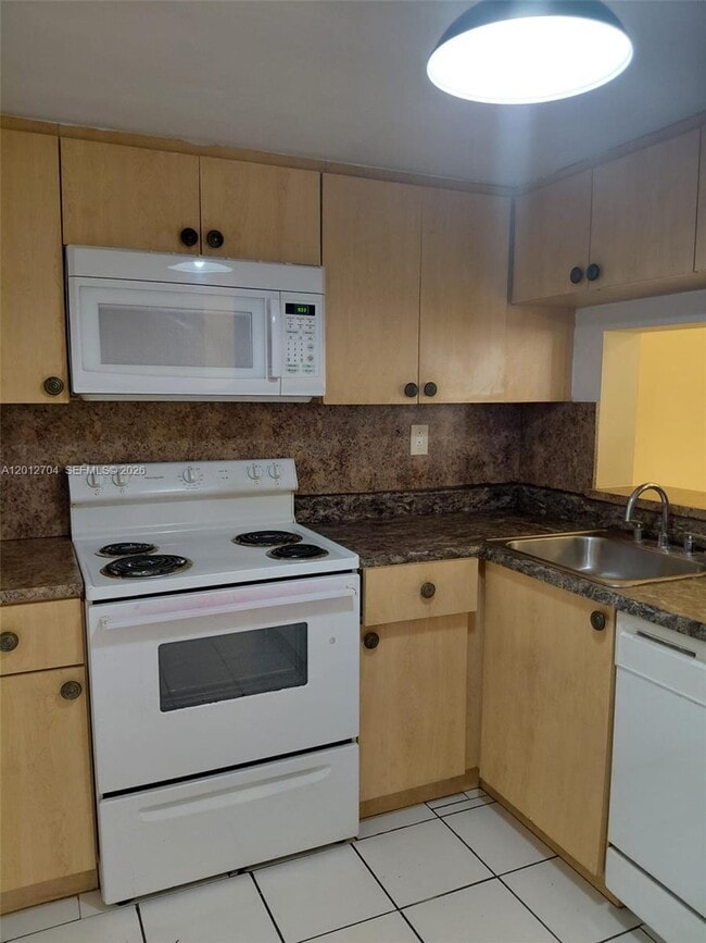 Photo - 11790 SW 18th St Unit 429-3