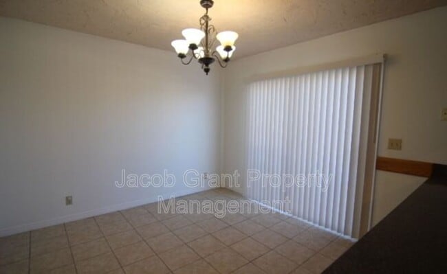 545 May St