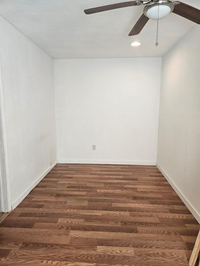 Photo - 8214 Saylynn Ln