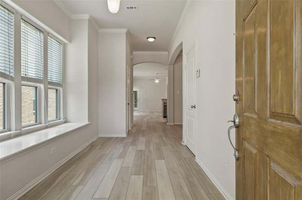 Photo - 560 Sheldon Rd