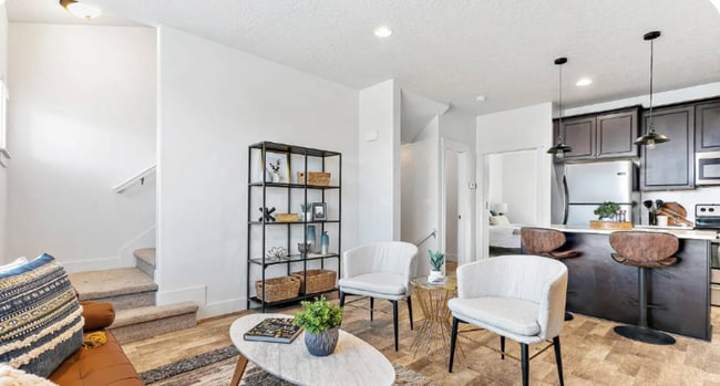 Photo - 1812 W Irini Ln