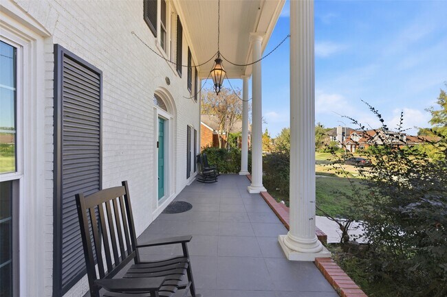 Photo - 6666 Fairfield St