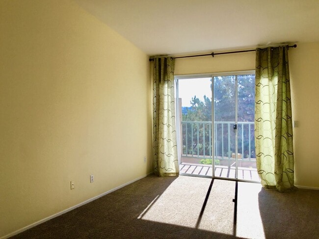 Photo - 2345 Greenbriar Dr