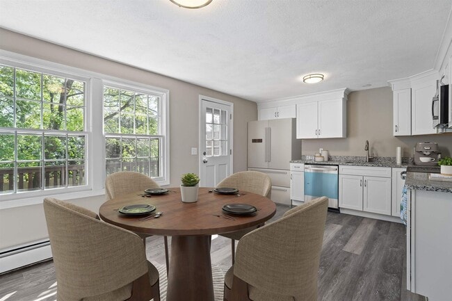 Photo - 105 High St