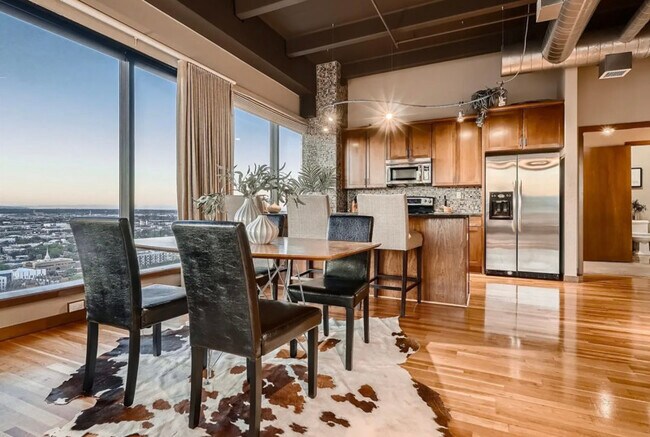 Photo - 100 Park Ave W Unidad 2106