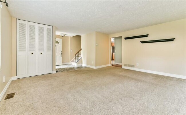 Photo - 4413 Laurel Oak Dr