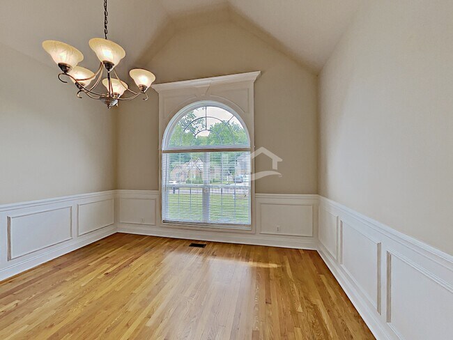 Photo - 1536 Jeter Way