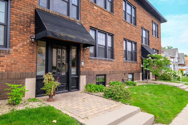 Photo - Dayton Avenue Apartments