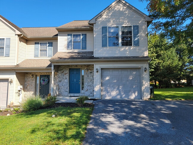 Building Photo - 23 Village Dr Rental