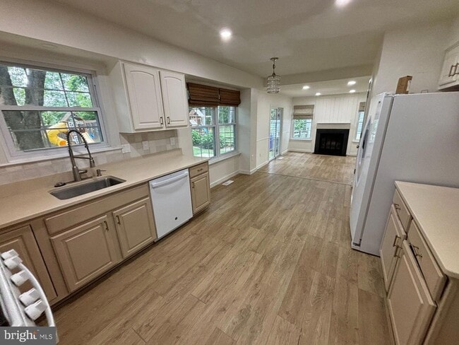 Photo - 18428 Gardenia Way