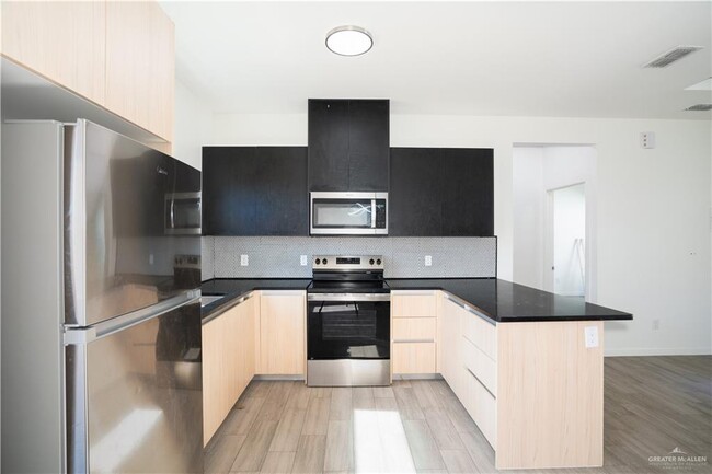 Photo - 28 N 40th St Unidad 4