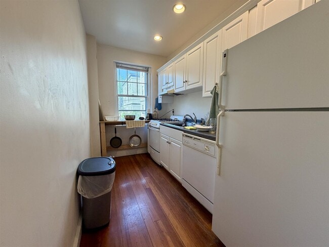 Photo - 9 Ellery St Unit 35