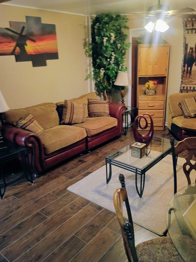 Photo - 5070 Fenwood Dr