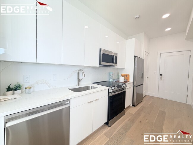 Photo - 58 Hichborn St