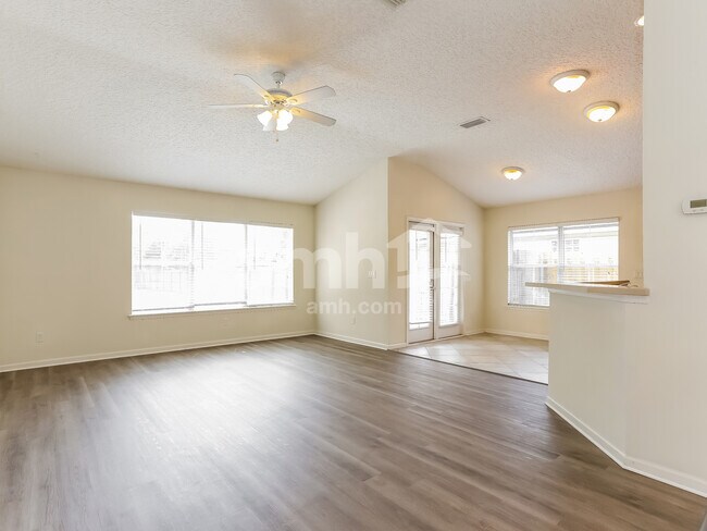 Photo - 96687 Commodore Point Dr