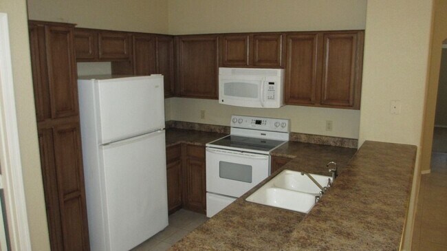 Photo - 2471 W Hemlock Way