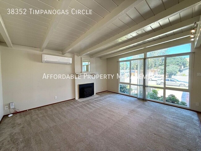Photo - 38352 Timpanogas Cir