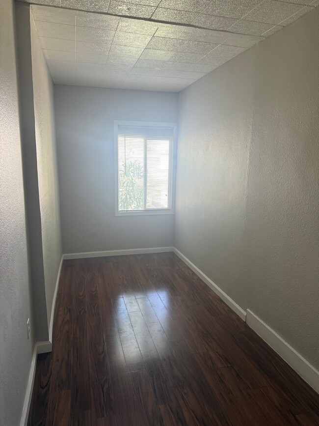 Photo - 1235 N St
