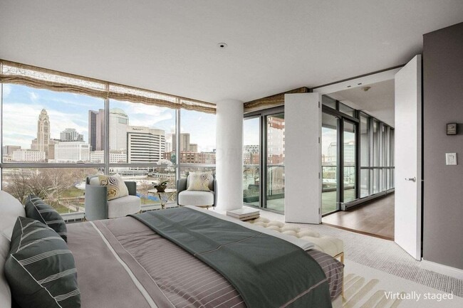 Photo - 1 Miranova Pl Unit 720