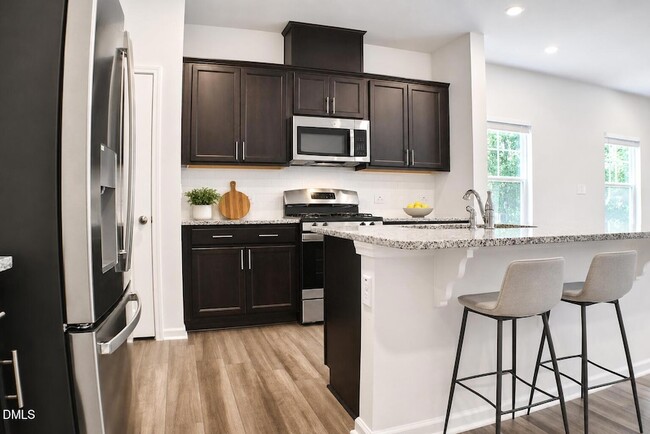 Photo - 225 Peebles Dr