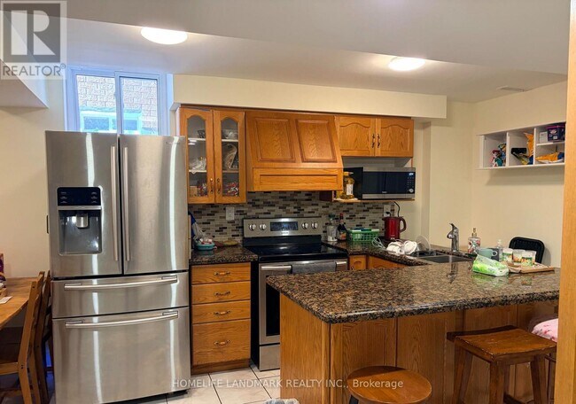 Photo - 2587 Credit Valley Rd
