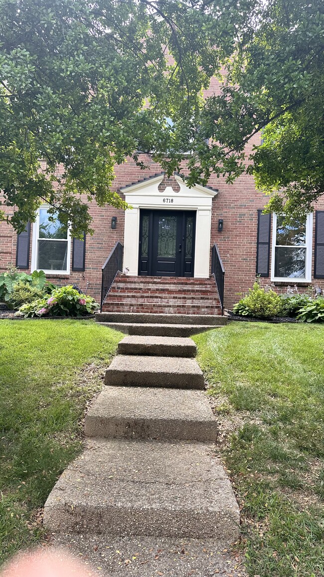 Photo - 6718 Deep Creek Dr Townhome