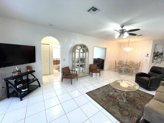Photo - 7941 Laina Ln Unit 2