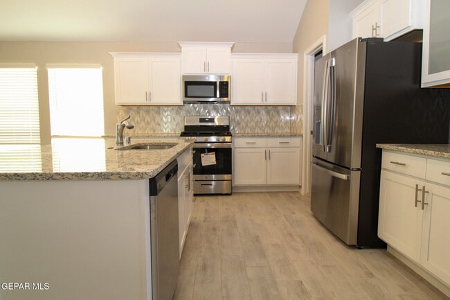 Photo - 1229 Night Sky St