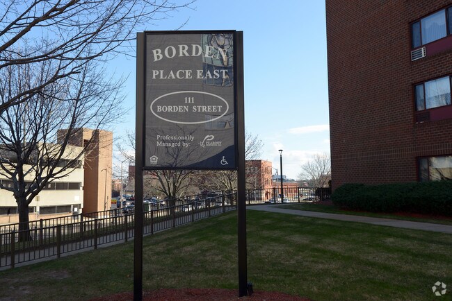 Photo - Borden Place