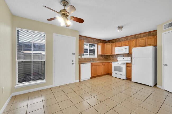 Photo - 250 El Dorado Blvd Unit 138