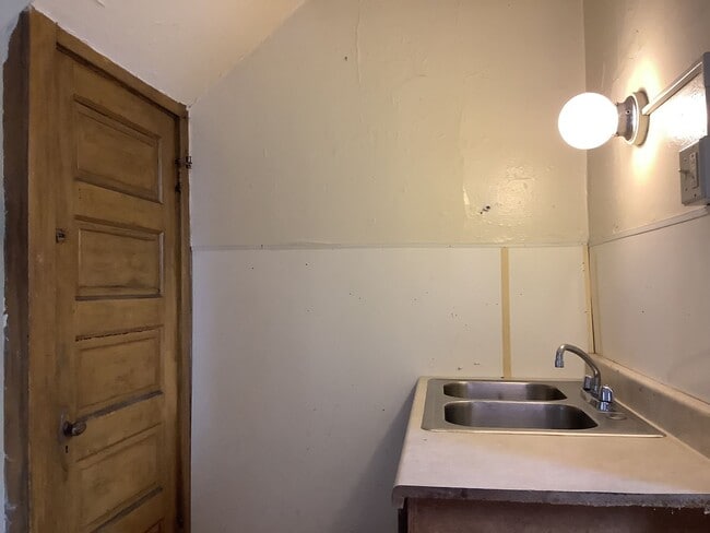 Photo - 501/503 McLane Avenue, 109 Fifth Street Unit 501