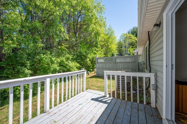 Photo - 373 Tinkerview Dr