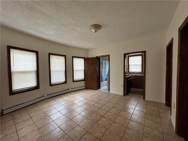 Photo - 94 Webster St Apartment Unit 3