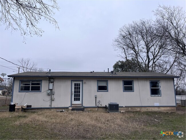 Building Photo - 2101 Urbantke Ln Rental