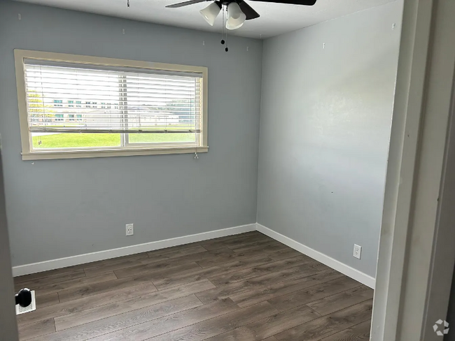 Building Photo - 2019 Stone Creek Dr Rental