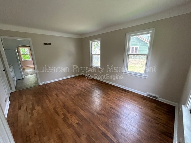 Photo - 1410 Oak St Unit 1