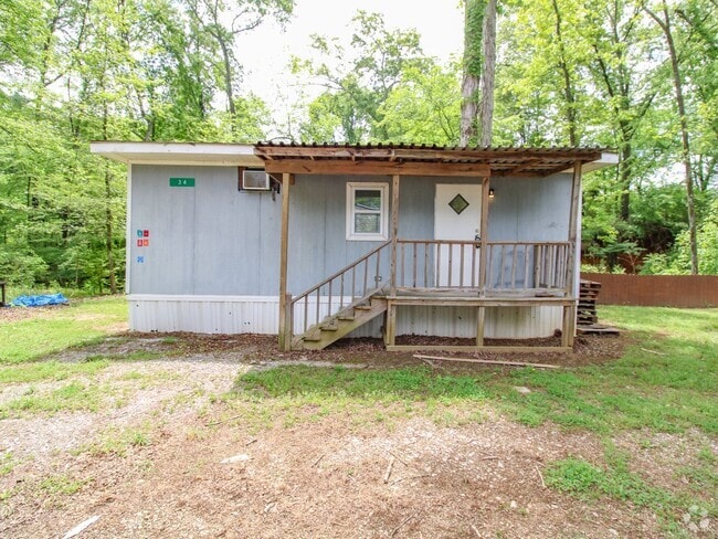 Building Photo - Charming Tiny Home in Peaceful Country Set...