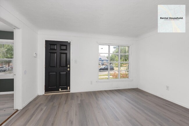 Photo - 19372 Grandville Ave